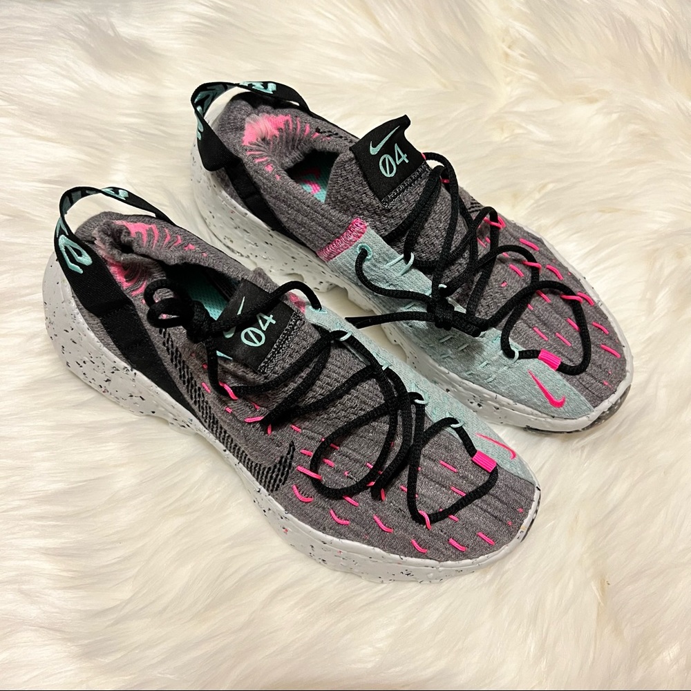 Nike • Space Hippie 04 - Picture 7 of 13